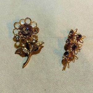 Vintage flower Brooches